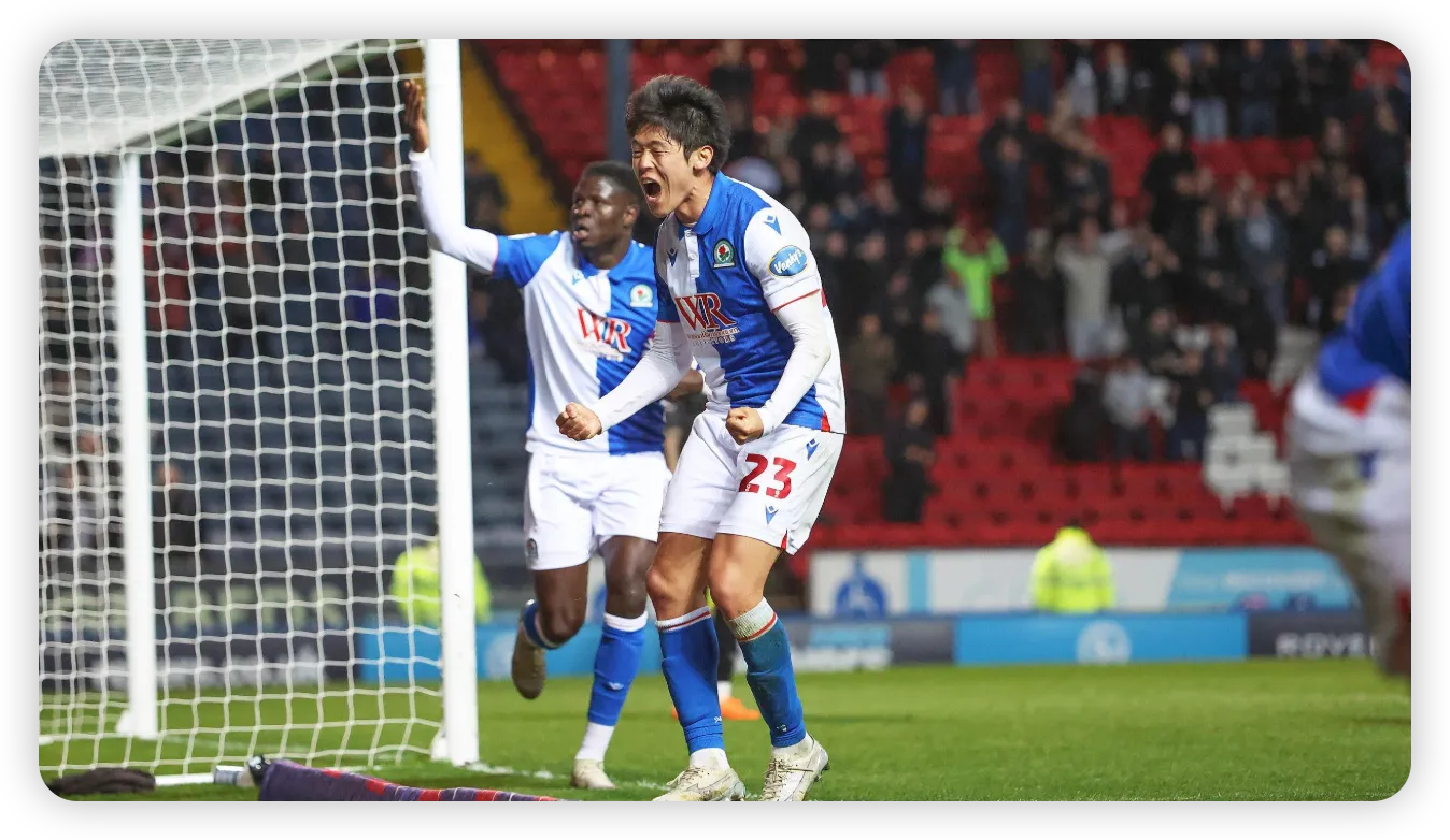 Manager Reactions: Contrasting Emotions
